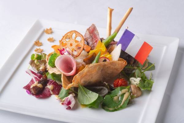 【ひらまつレストラン】国立新美術館で開催中の「庵野秀明展」コラボメニューご提供中 ～ブラッスリー ポール・ボキューズ ミュゼ～