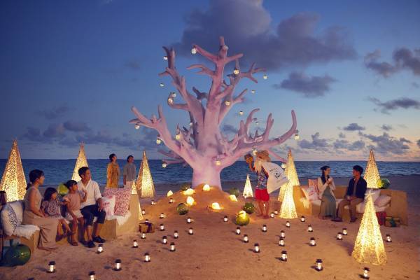 【リゾナーレ】雪山から南国ビーチまで！野菜、花火、ワインなどをテーマにした 個性豊かなクリスマスイベント 「リゾナーレクリスマス 2021」開催｜期間：2021年12月1日～25日