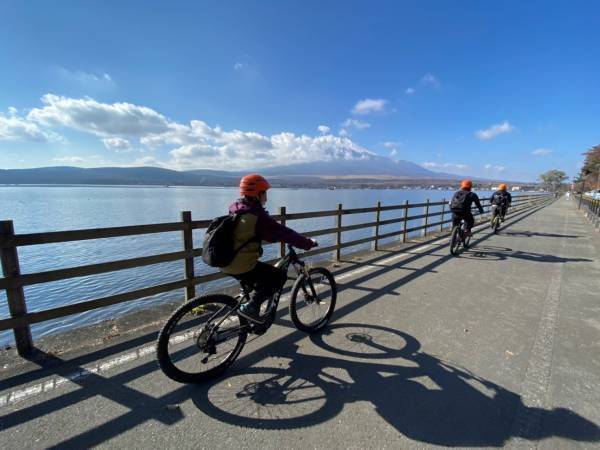 NYの有名店『ベンジャミンステーキハウス』が初のコラボ！ 河口湖で最上級のグランピング体験。