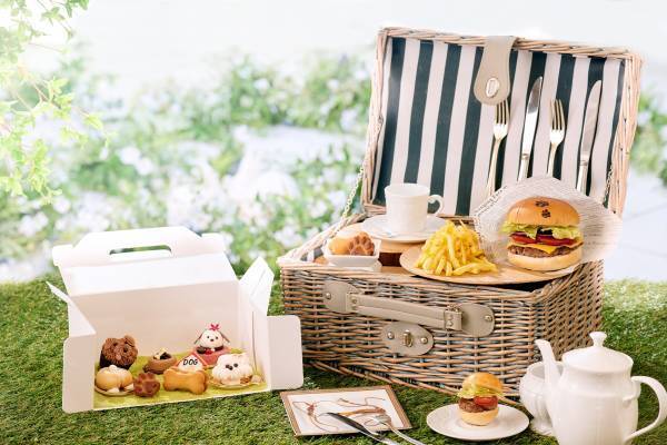 愛犬と一緒に楽しめる『”わんダフル・グランピング”アフタヌーンティー』開催！わんちゃんモチーフのキュートなスイーツ【東京・曙橋】