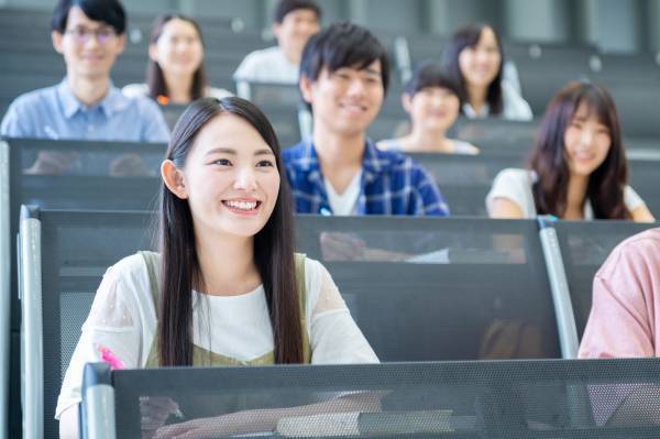 【日本初】美と健康の専門職大学が大宮で説明会を開催！