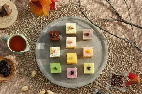 【星野リゾート　トマム】トマム牛乳で作った10種類のフレーバーの“食べるバター”に北海道ワインを組み合わせて、広大なファームエリアで堪能する「食べるバターアペロ」開催｜期間： 2022年9月1日～10月31日