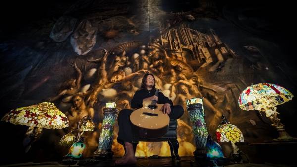 【世界最大の油彩画】とのコラボレーション！