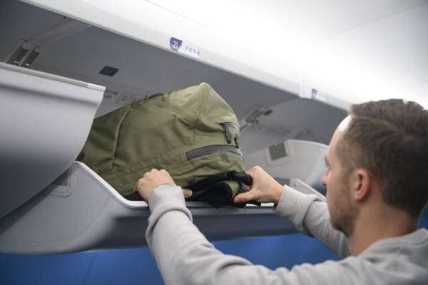 残り7日間！！　容量可変、形態可変のバックパック　Arrisシリーズを超早割でお得に！　　　　　　　　　　　Makuakeでクラウドファンディング実施中！！