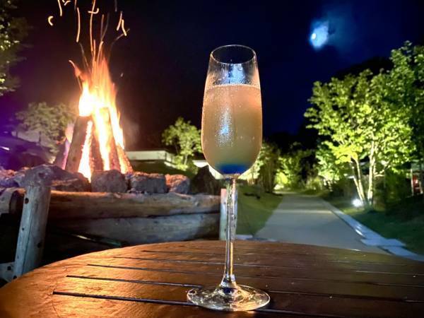 宿泊者限定　 富士山の絶景と満月に酔いしれるオトナアソビ「満月Bar」