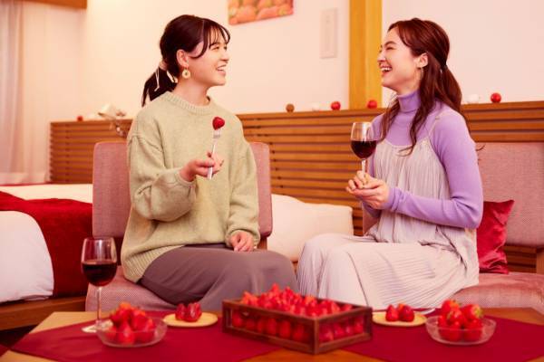 【リゾナーレ那須】1日1室限定のイチゴスウィートルームで、様々なマリアージュを楽しむ「イチゴフルステイ」販売 ～早朝の貸し切り温泉で贅沢なイチゴタイムも楽しめる～｜期間：2023年1月5日～3月14日