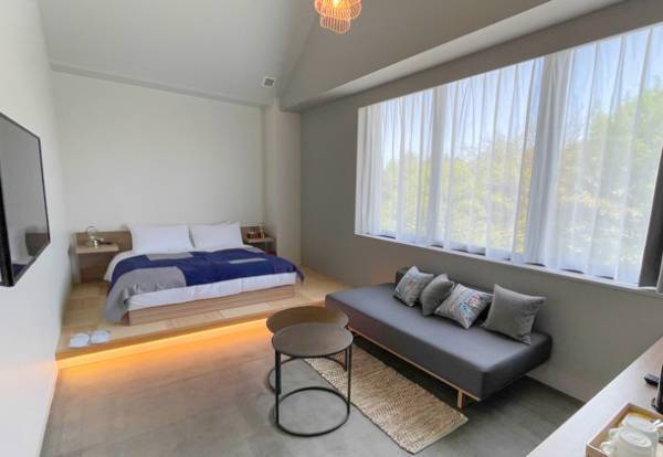 biid（ビード）【大阪の花火が楽しめるスポット】大阪北港マリーナHULLにて花火で遊べるプランを開始しました！