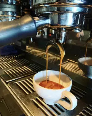 【夏休み企画】スペシャルティコーヒーを飲みながら体験できる防音室のショールームに行こう！