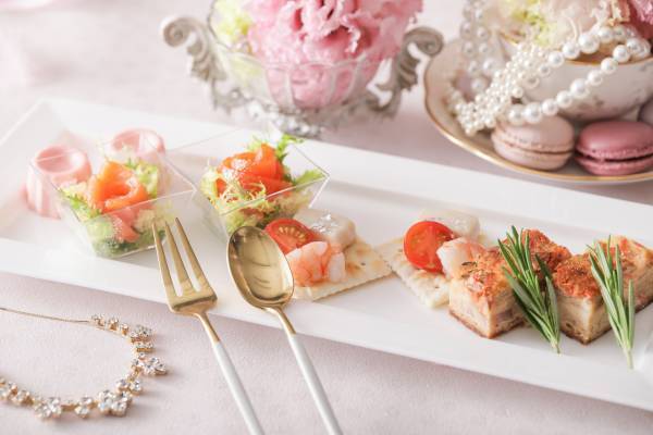 和のエッセンスを取り入れたスイーツと限定フレーバーティーを堪能『マリー・アントワネット アフタヌーンティー～ジャポネ クチュール～』販売