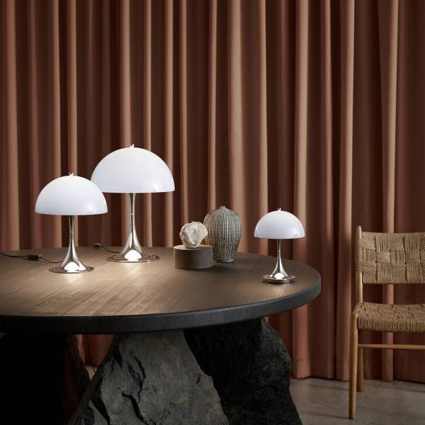 【人気のポータブルランプに新機能追加】ワイヤレス充電にも対応した 「パンテラポータブル V2」が新色をまとって登場