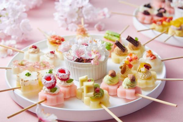 【トマム】「花見だけじゃない！お花見団子フェス」開催！北海道らしい食材などを組み合わせて100種のお団子をドリンクと一緒に堪能｜期間：2022年4月28日～5月31日