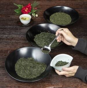 京都のお正月 無病息災の一年を願う「大福茶作り体験」を開催します。（福寿園京都本店）