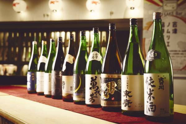 【磐梯山温泉ホテル】国内有数の酒処・会津地域で「全国新酒鑑評会」金賞受賞の酒蔵10蔵の日本酒を飲み比べ！「会津ノムリエ品評会」開催｜期間：2022年3月29日～5月31日