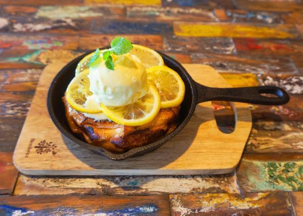 biid（ビード）【江ノ島のクリスマスおすすめスポット】「ヘミングウェイ江ノ島」にて、クリスマス限定ランチセット&ディナーコースのご予約受付開始！