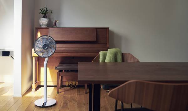 duux（デュクス）より、静音性と力強い風を実現した「Blade」からWi-Fi&バッテリー対応モデルを新発売