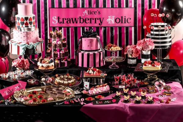 旬のいちご×相性抜群のチョコレートで“おてんばアリス”のキュートな世界観を表現！「アリスのストロベリーホリック デザートブッフェ」横浜で開催