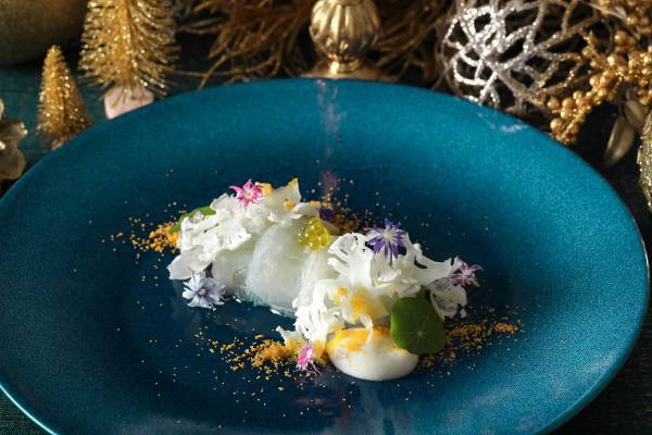 【名古屋】聖夜を彩る打ち上げ花火鑑賞やバイオリンの生演奏付き『イタリアン クリスマスディナー～STRINGS CHRISTMAS ADVENT～』販売