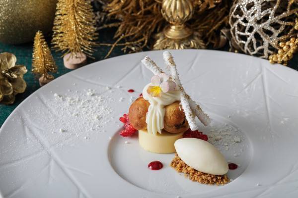 【名古屋】聖夜を彩る打ち上げ花火鑑賞やバイオリンの生演奏付き『イタリアン クリスマスディナー～STRINGS CHRISTMAS ADVENT～』販売