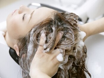 目黒駅より徒歩9分『hair&spa cocoro meguro』はスパニスト在籍の少人数プライベートサロン！駅近ドットコムで情報を公開中