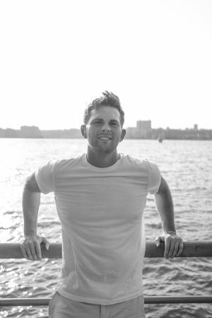 VUCA時代をどう生き抜く？不確実な未来を切り開く知見が詰まった、新感覚「ビジネス寓話」が登場