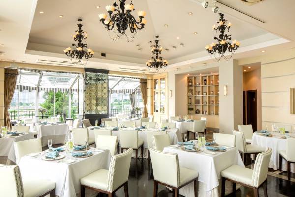 1つのパフェで2種類の栗の風味を堪能できるモンブランパフェ＆”飲むモンブラン”カクテル、10月～11月に限定販売【表参道】