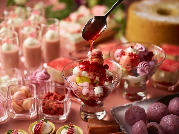 待ち遠しい春を感じる 春のフレンチディナーブッフェ ＆苺のスイーツ開催！