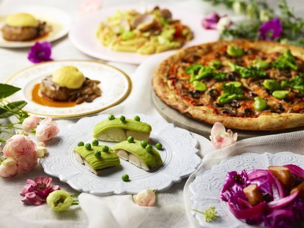 待ち遠しい春を感じる 春のフレンチディナーブッフェ ＆苺のスイーツ開催！