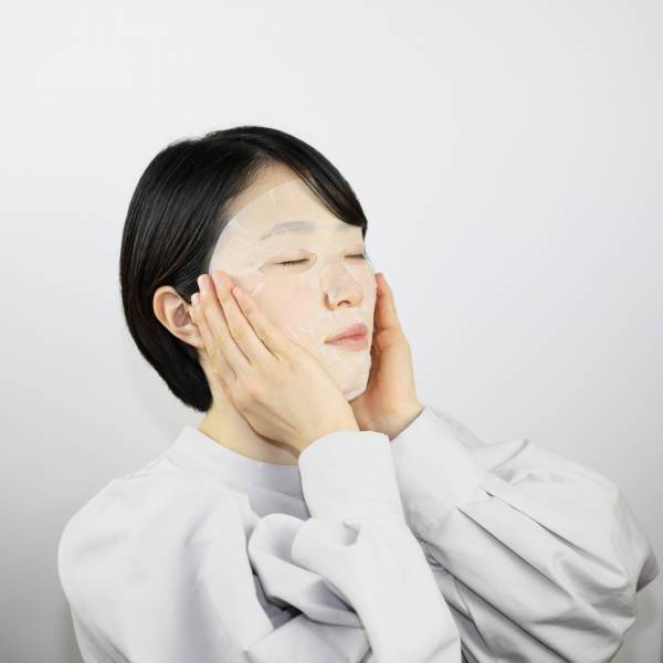 乾燥肌には冷えが影響！？リーズナブルに保湿＆保温を徹底！この冬を快適に過ごそう！