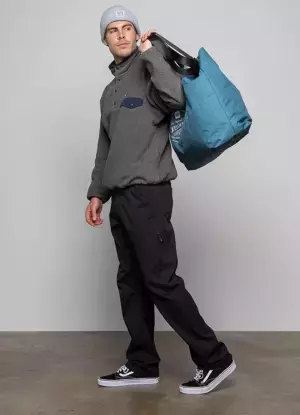 発売後、わずか1週間でSOLDOUTとなったLA発スノーボードウェアトップブランド『６８６(シックスエイトシックス)』のカジュアルライン「EVERYWHERE COLLECTION」より、最新のテクノロジーを凝縮し、 メリノウール生地をインナーライナーに施したテクニカルパンツを発売