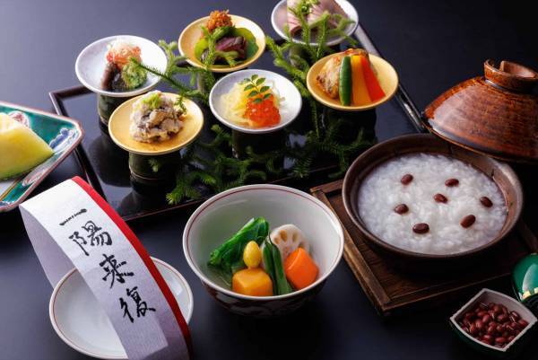 【星のや京都】特別祈祷の大祓えで心身を浄め、新しい一年の無病息災を願う「年越の大祓え」開催 ～御神酒を入れた客室風呂や厄除け開運朝食を提供～｜期間：2022年12月15日～29日