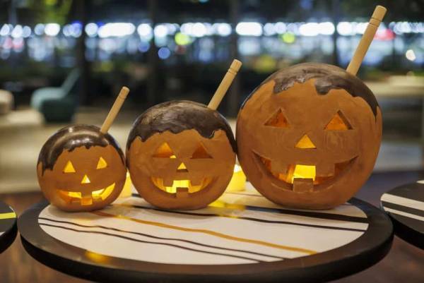 【OMO7大阪】たこやきプレートに載ったスイーツやたこやきピアニストが登場！「ハロウィンたこパナイト」開催｜期間：2022年10月15日～31日