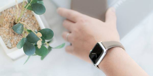 ドイツの老舗タンナー“ペリンガー社”のシュランケンカーフ採用 ミニウォレット＆Apple Watchバンド GRAMASより4月15日発売