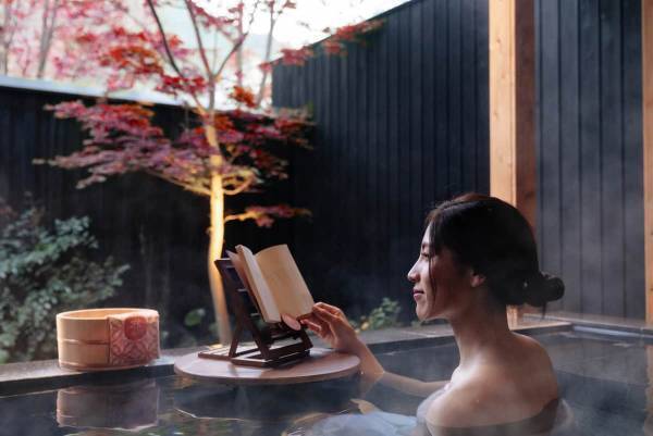 【界】読書の秋を温泉旅館で堪能する新サービス「温泉読書滞在」を実施～1泊2日の滞在を通して、ご当地本にちなんだ追体験を提案～｜期間：2022年10月1日～11月30日