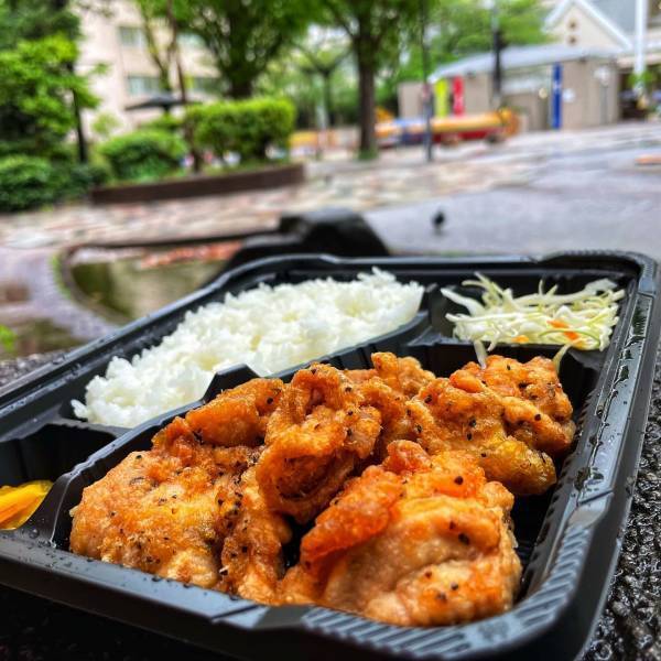 【戻ってまいりました】人気の唐揚げ「鳥匠」が淡路町に間借りで復活オープン！