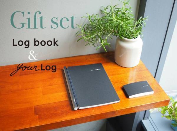 読書記録はアナログで！新生活の目標に、自分を豊かにする読書ログのススメ。読書記録カードとアルバムのギフトセット販売中。