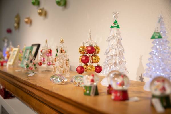 どこよりも早く「ガラスのクリスマス展2022」を開催【宮城・日本三景松島／海とガラスと庭園のミュージアム】｜開催期間：9月16日(金)～12月25日(日)