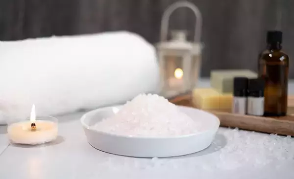 クリスタルバスソルトが最大40%OFF！新月からはじめる、宝石のバスタイムで自宅のお風呂をパワースポットに