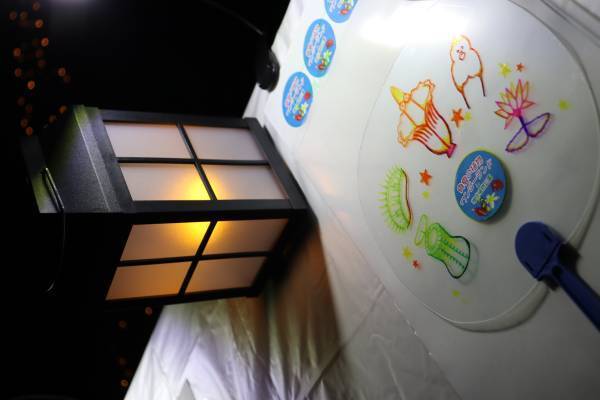 神代植物園「大温室夜間公開」の見どころをご紹介！8/13(土)８/14(日)だけの特別な空間へ。