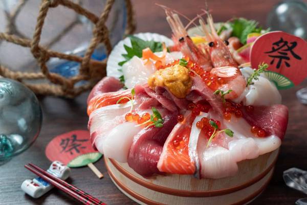 【青森屋】「ねぶた七福神」が登場！福を招く「わっつど開運まつり」開催　～恵比寿天にちなんだ「大漁丼」の提供～｜期間：2022年12月1日～2023年4月2日