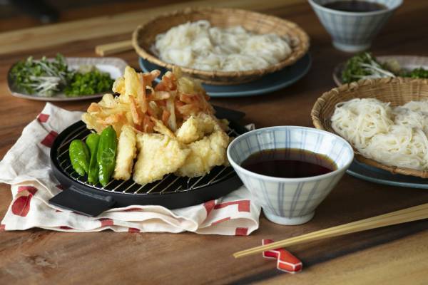 ～ツレヅレハナコ×オレンジぺージがコラボ～ ‟揚げものが楽しくなる”理想の揚げ鍋が完成！