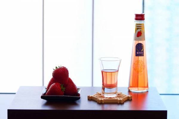 【界 川治・界 鬼怒川・界 日光】～温泉旅館の滞在シーンに合わせて、いちごとドリンクのペアリングを楽しむ～いちご生産量全国No.1の栃木でいちごと温泉を満喫 「いちごのおもてなしセット」販売｜期間：2022年12月1日～2023年2月28日