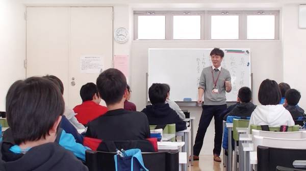 【著者インタビュー】「子どもを自立させる 管理しない子育て」株式会社クセジュ最高顧問・鈴木 久夫氏のインタビュー公開！