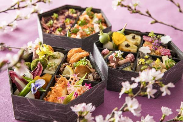 ～愛知県産の切り花、ミニブーケ、アレンジメントフワラーを1日限定で販売～『 STRINGS 花マルシェ～Flower Journey～ 』開催