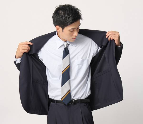1万円で買える高機能セットアップスーツの新モデルを導入、ゼロプレッシャースーツの新作を「洋服の青山オンラインストア」先行発売