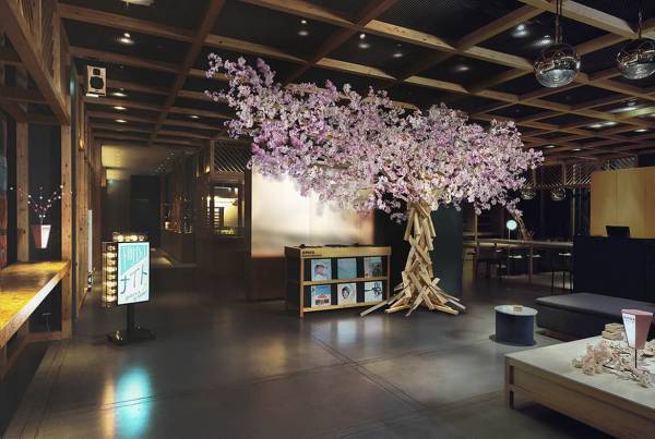 【OMO5東京大塚】～桜の花びらを浮かべた升酒やオリジナルの日本酒カクテルで乾杯～春を感じられる音楽とお酒と一緒に夜のお花見が楽しめる 「大塚ソメイヨシノDJナイト」開催｜期間：2023年3月1日～4月30日