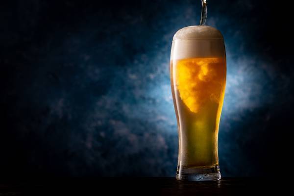 国立競技場で期間限定ナイトツアーを開始　ツアー参加者向けの「ビアテラス」も同時オープン！