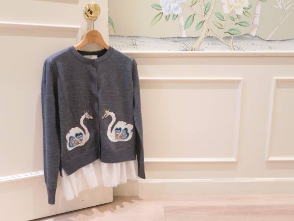 レディースアパレルブランド「チェスティ」が 「家族でお揃いコーディネート」ができるニットを企画！11/2 (水)より先行発売！