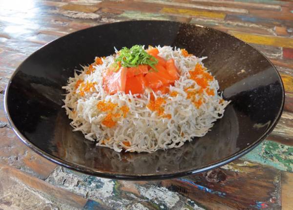 biid（ビード）お食事がお得に楽しめる！カフェ&バー ヘミングウェイ江ノ島 ハナレ店【平日限定！日替わりキャンペーン実施中】