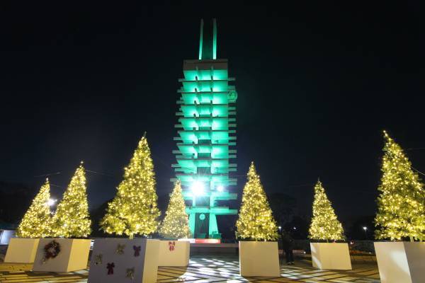 【駒沢オリンピック公園】12/25まで！昼夜楽しめる　特設花壇と太陽光発電イルミネーションの特別イベント「花と光のムーブメント」開催中