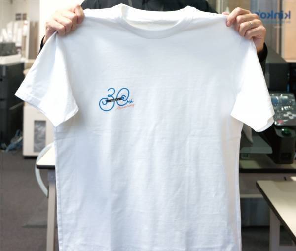 Tシャツ1枚“最短3分”でセルフプリント ～キンコーズがセルフ『衣類』プリントサービスを開始～